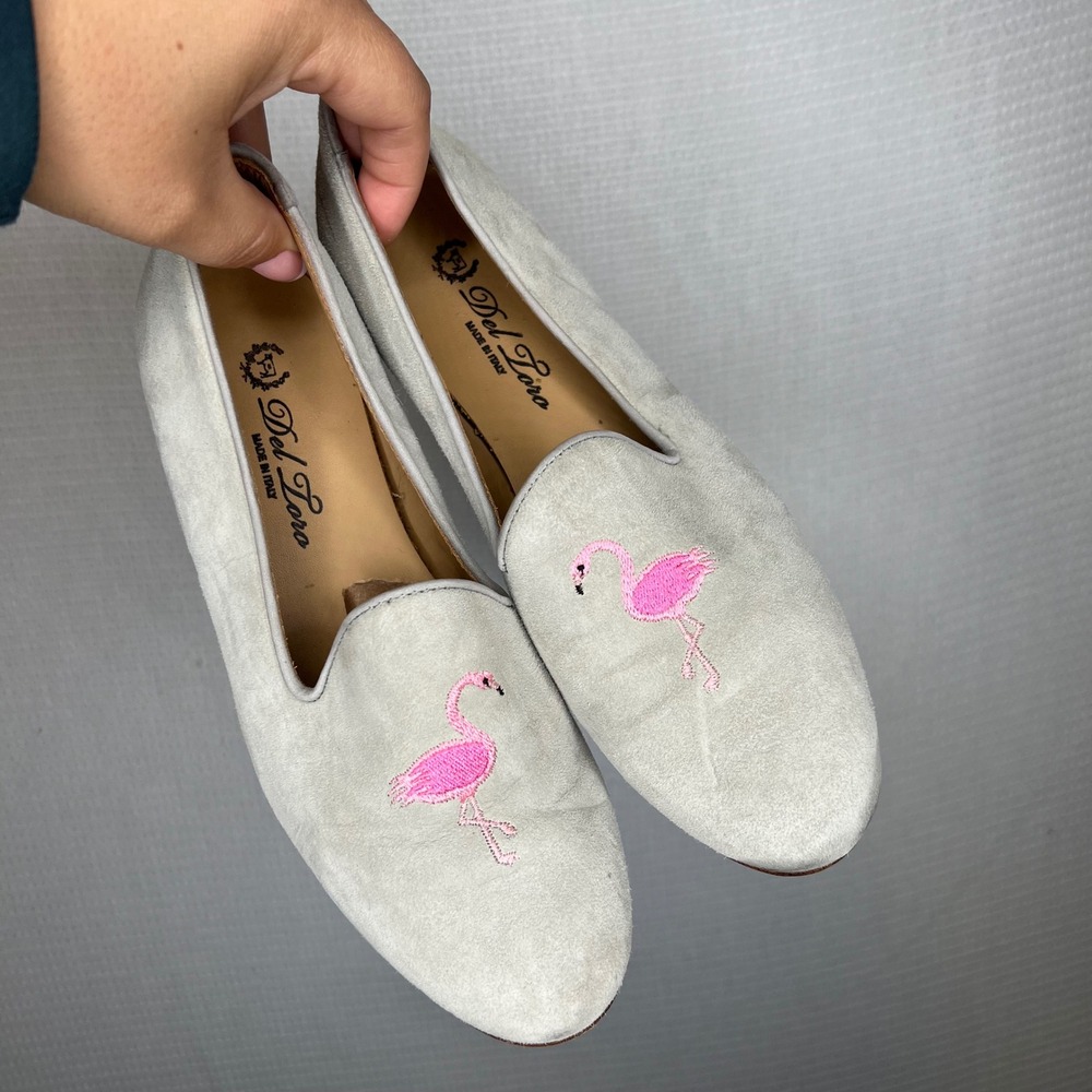 Del Toro Women's‎ Size 7 Gray Suede Flamingo Embroidered Loafers Flats Shoes